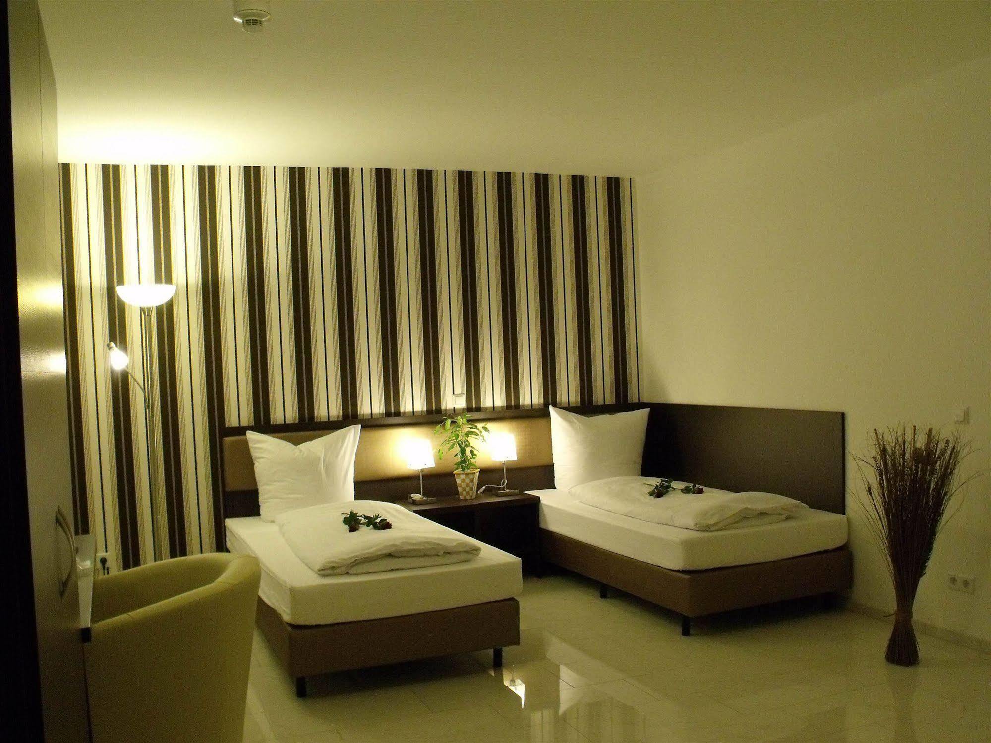 Cityhotel Ahlen Garni Exterior photo